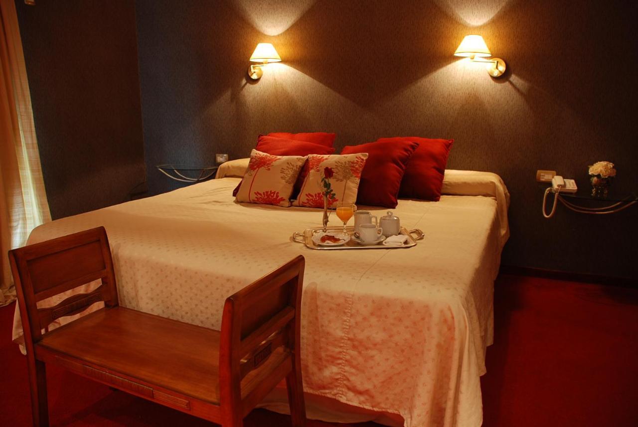 Catange Hotel Charata Εξωτερικό φωτογραφία
